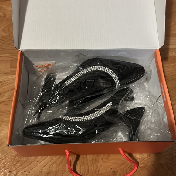 Luxury Heels - Picture 7 of 7